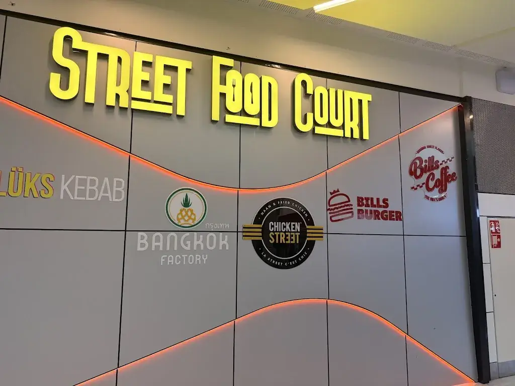 Street Food Court_Villeneuve-la-Garenne_slider_image_3