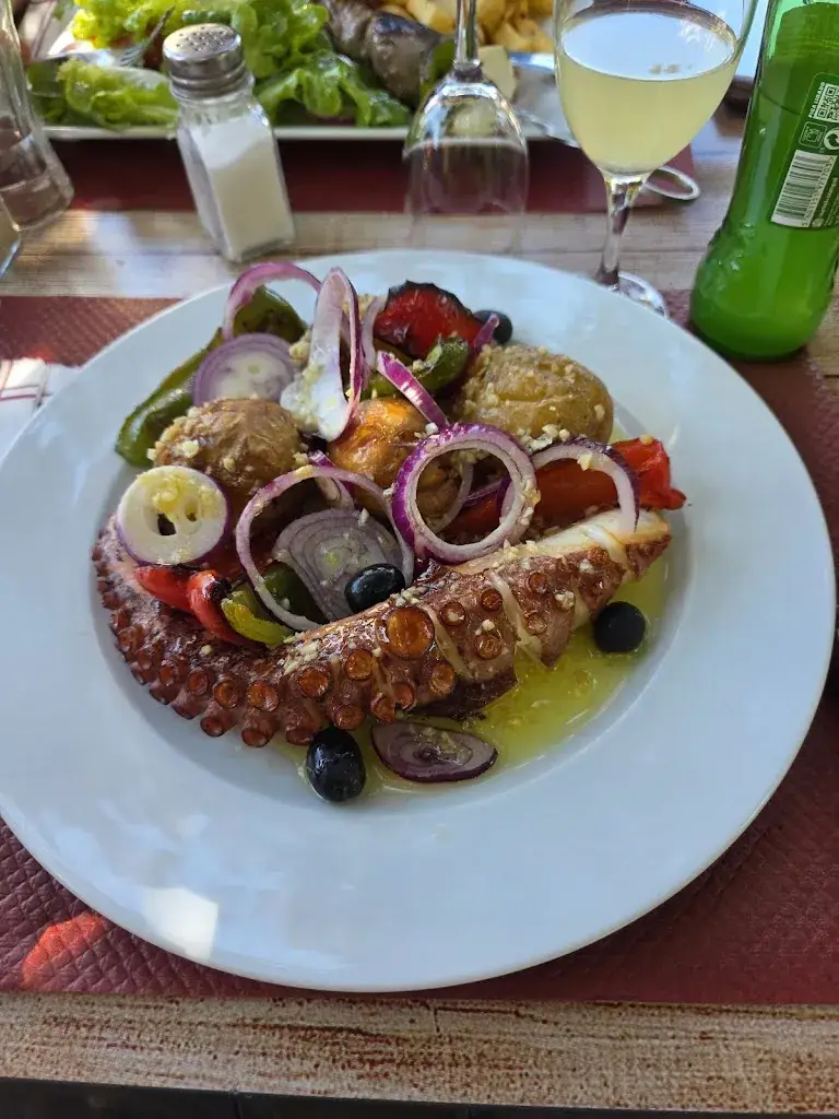 Chez Maria_Wissous_slider_image_2