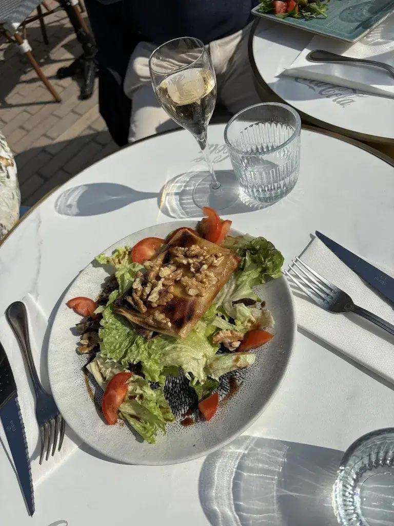 Ondine Sondhi_La Table des Troys_Vincennes_review