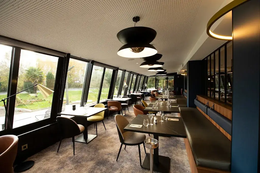 Bistrot City Genève Aéroport Ferney Voltaire restaurante en Ferney-Voltaire