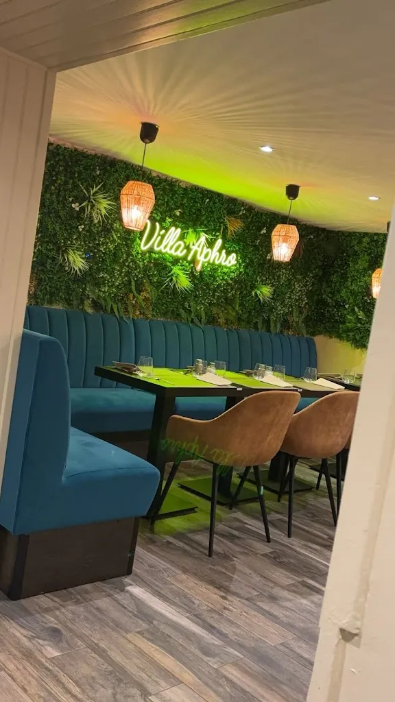 Morgane Lopez_VILLA APHRO_Amfreville-la-Mi-Voie_review