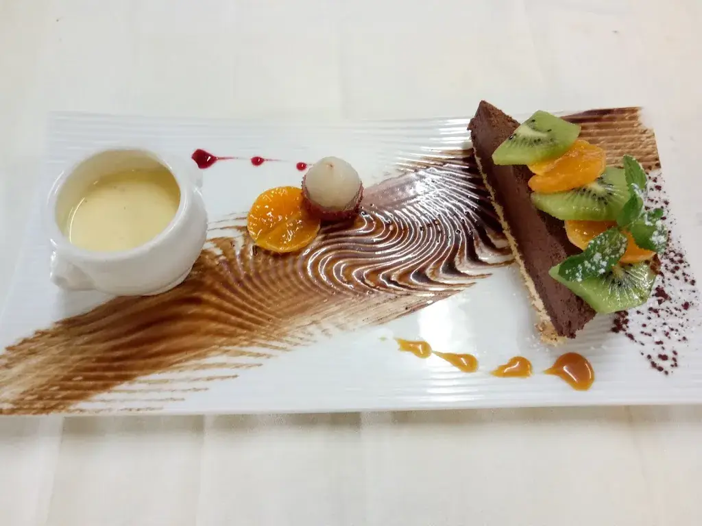 Restaurant La Biche Aux Bois_Yerres_slider_image_3