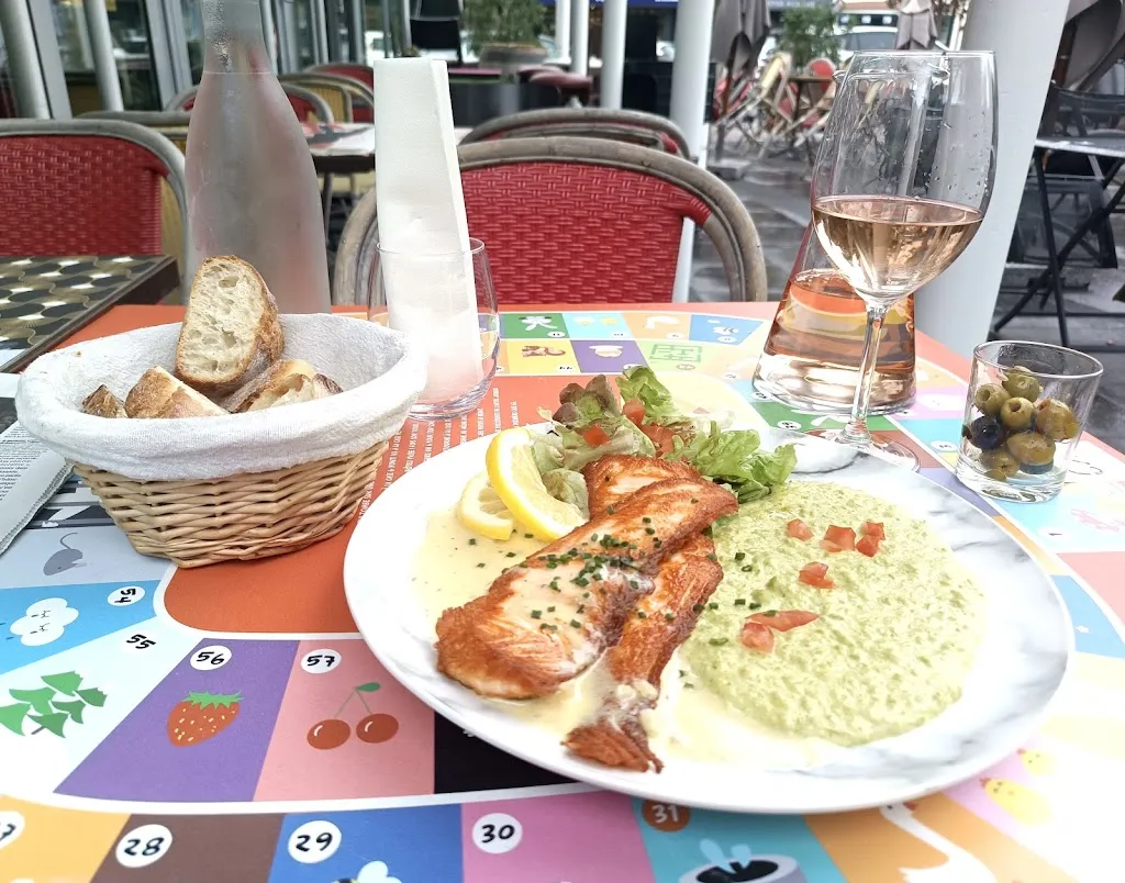 Menü_L'Avant-Scène_Yerres_Bild_9