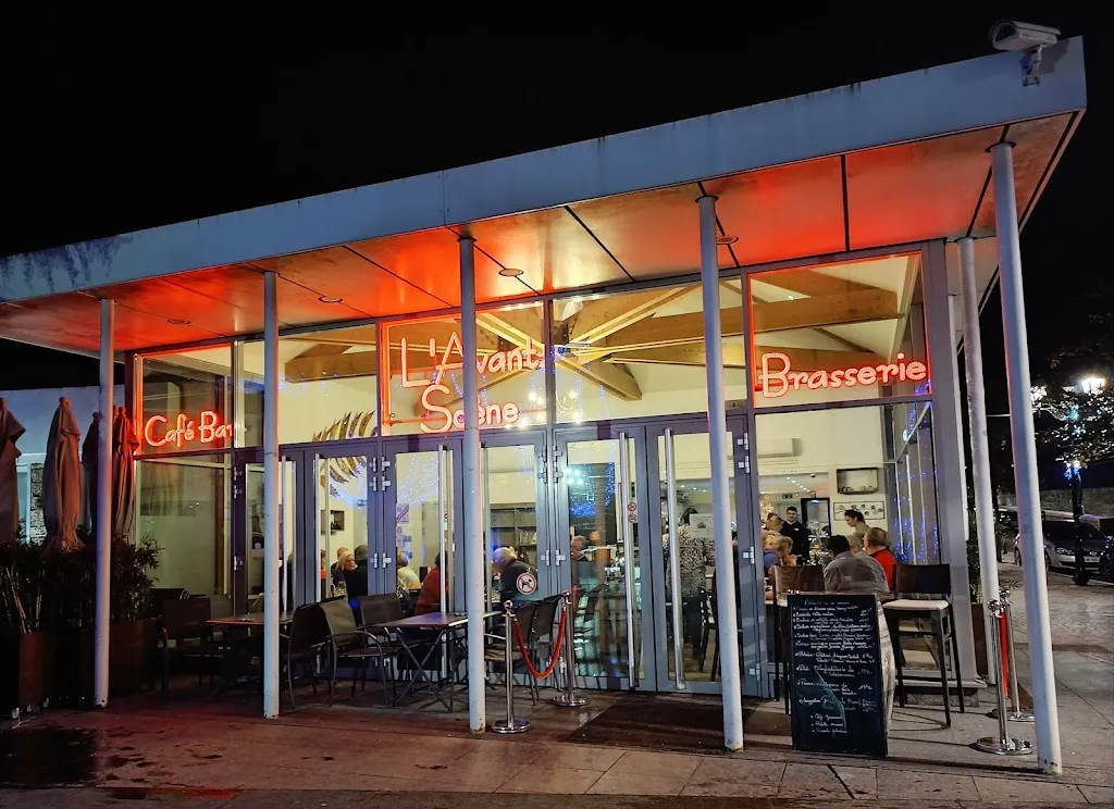 L'Avant-Scène_Yerres_slider_image_1