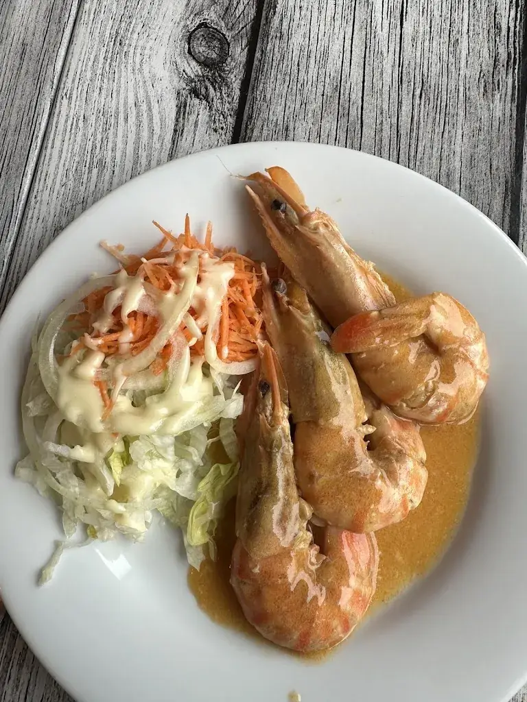 Lorin SANTHIOGU_Flo’zinha - Le Relais Forestier_Yerres_review