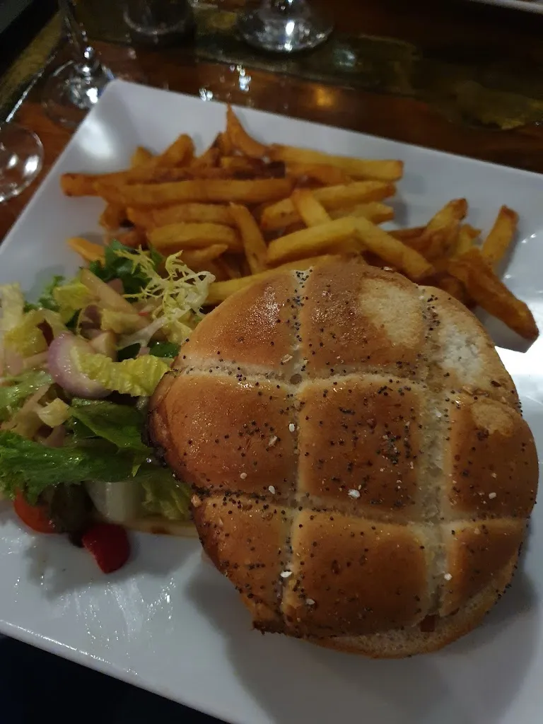 joris huynh_Show Devant._Villejuif_review