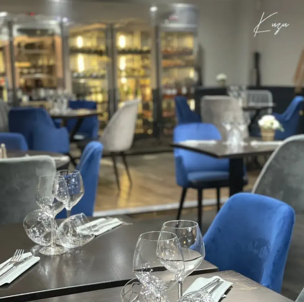 Le Kuzu Restaurant Brasserie Restaurant in Villejuif