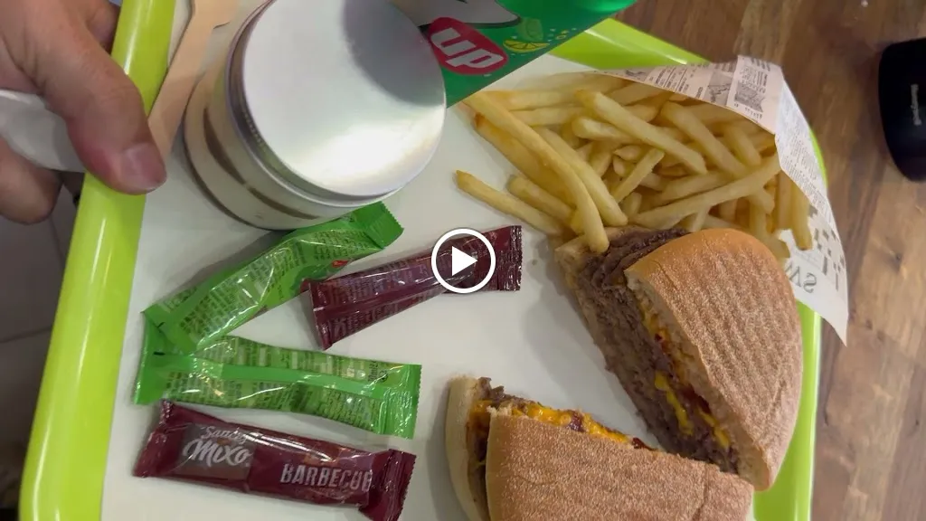 Le Majestic🍔👑_Villejuif_slider_image_2