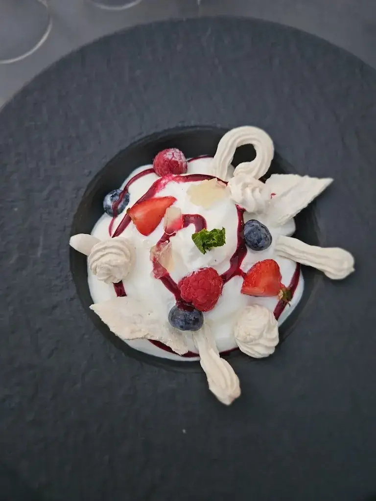 Fabienne Guardo_Restaurant La Tour_Thonon-les-Bains_review