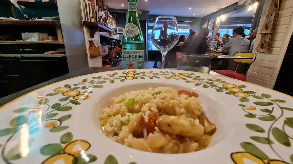 Mamma Trattoria_Ferney-Voltaire_slider_image_3