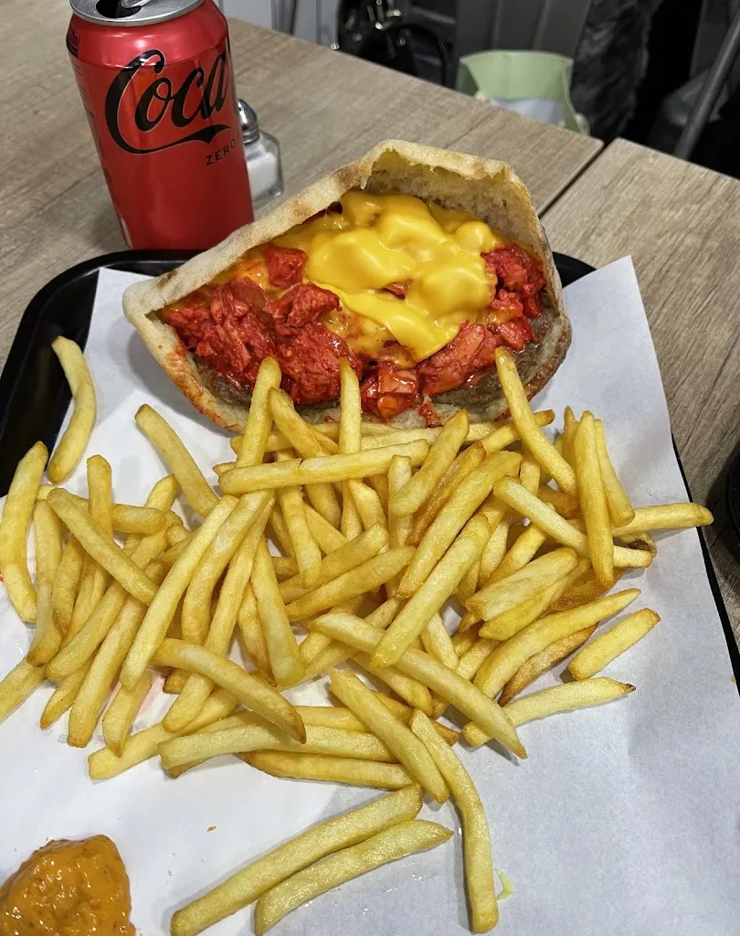 M Al-Saady_Le Supreme_Villejuif_review