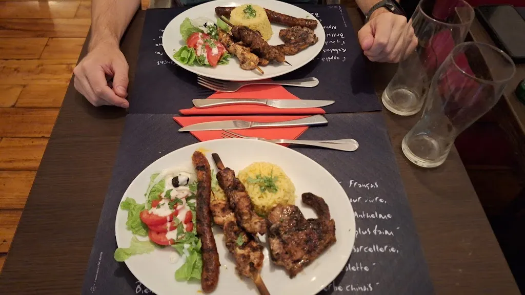 Doori Jeong_MAMA TAJINE_Villejuif_reseña