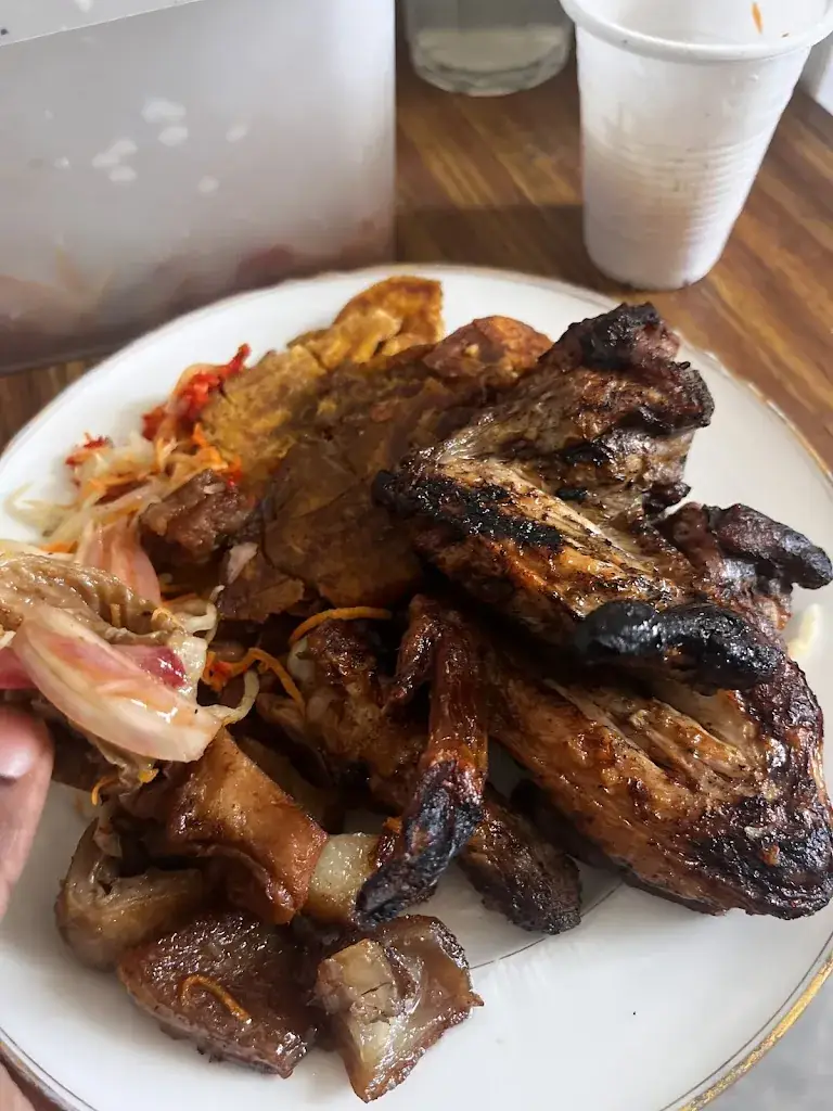 La vague du bon goût restaurant in Villejuif