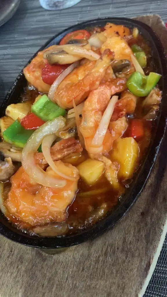 Le Bee Maï_Ferney-Voltaire_slider_image_2