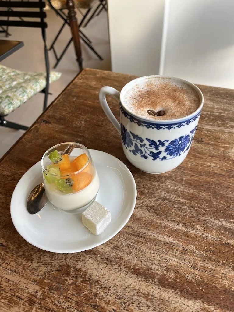 Borut Strlič_LE POT COMMUN_Villejuif_review