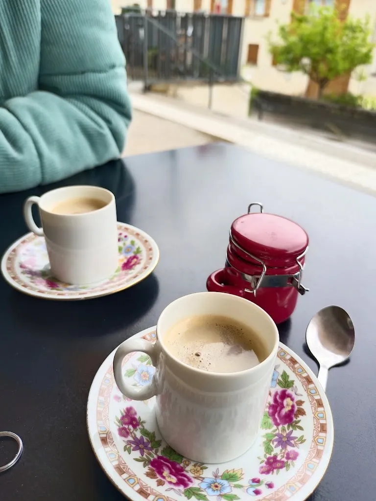 Nicole Woroniuk_LE POT COMMUN_Villejuif_review