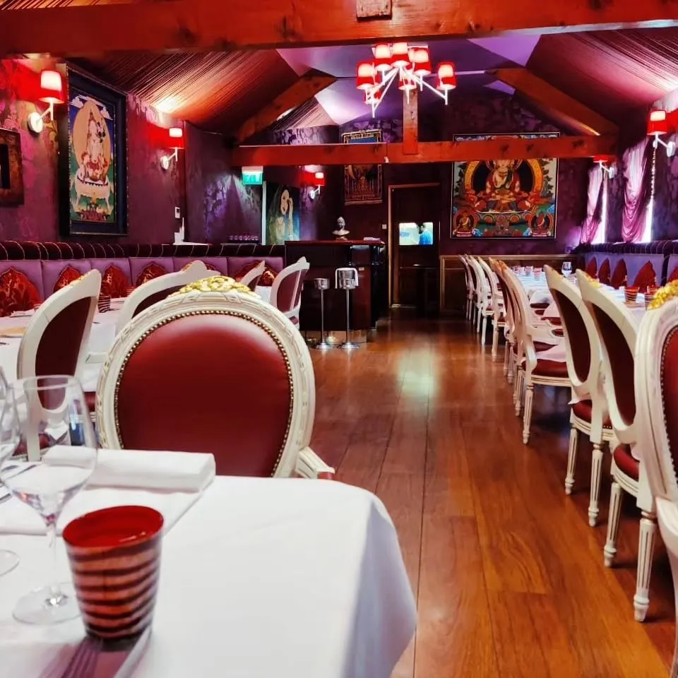 Karma Lounge_Ferney-Voltaire_slider_image_2