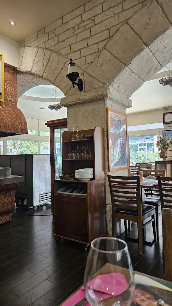 Le Pacha Bar Brasserie restaurante en Villejuif