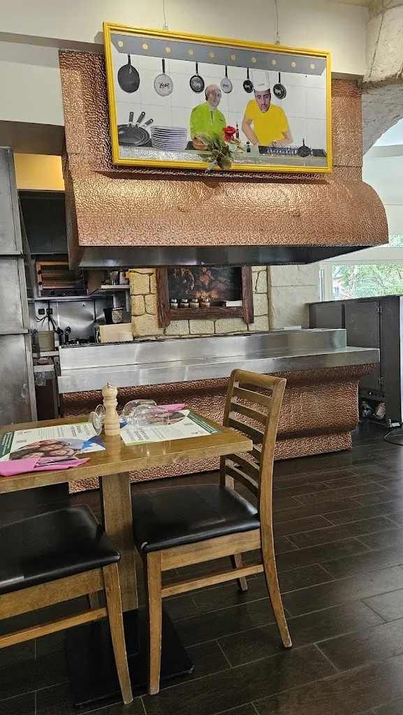 Le Pacha Bar Brasserie_Villejuif_slider_image_3