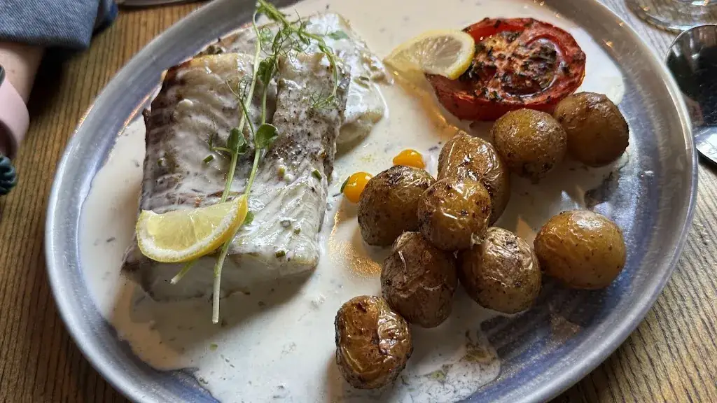 Bistrot Gourmand_Rouxmesnil-Bouteilles_slider_image_3