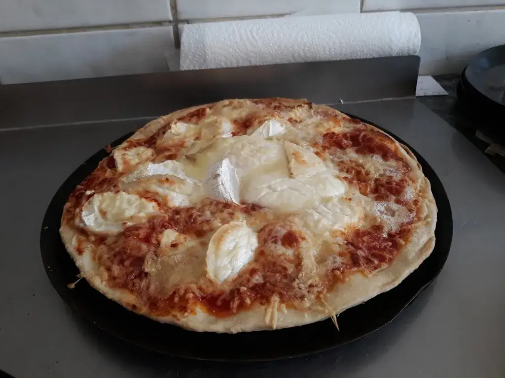 La Varenne par pizza Jean Mi_Arques-la-Bataille_slider_image_3