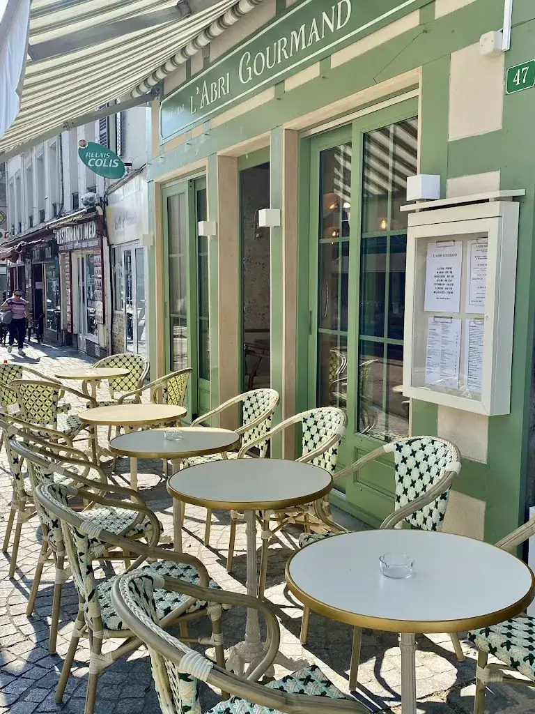 L'Abri Gourmand restaurant in Gaillon