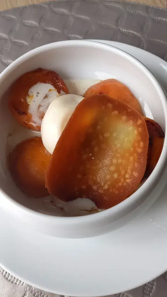 Christelle Neveu_L'atelier De Jacques_Saint-Aubin-sur-Gaillon_review