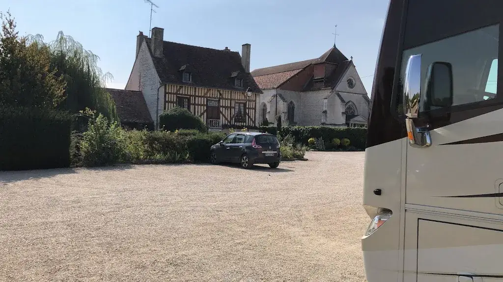 Michael Rava_L'ASSIETTE VALLÉE DE L'AUBE_Nogent-sur-Aube_review