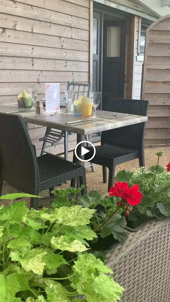 COMME MAMAN_Corneville-sur-Risle_slider_image_2