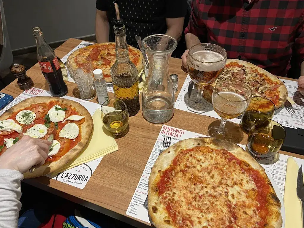 Ristorante Pizzeria L'Azzurra_Ferney-Voltaire_slider_image_2