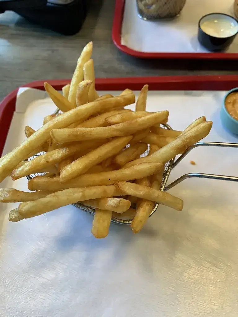 Oscars’ Food_Val-de-Scie_slider_image_2