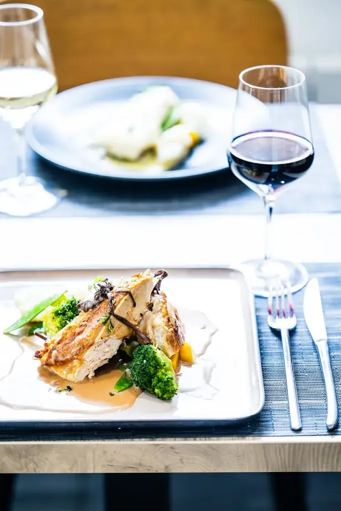 Le Patriarche_Ferney-Voltaire_slider_image_3