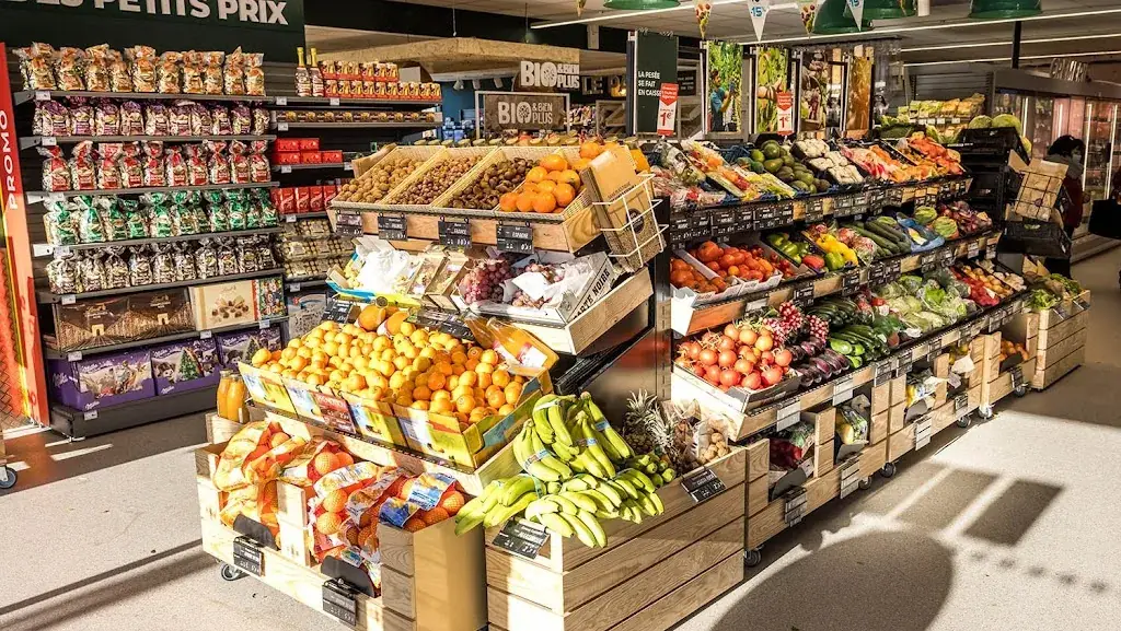 Carrefour Contact_Val-de-Scie_slider_image_2