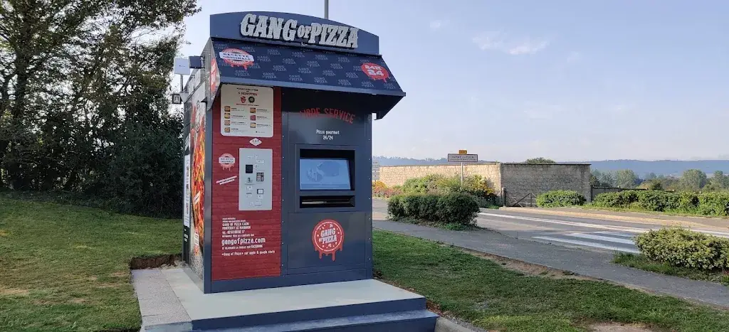 Gang Of Pizza_d'Aunay_slider_image_1