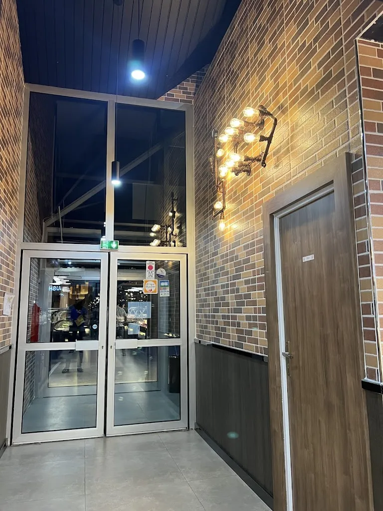 Business Advisor_Restaurant HONG_Prévessin-Moëns_recensione