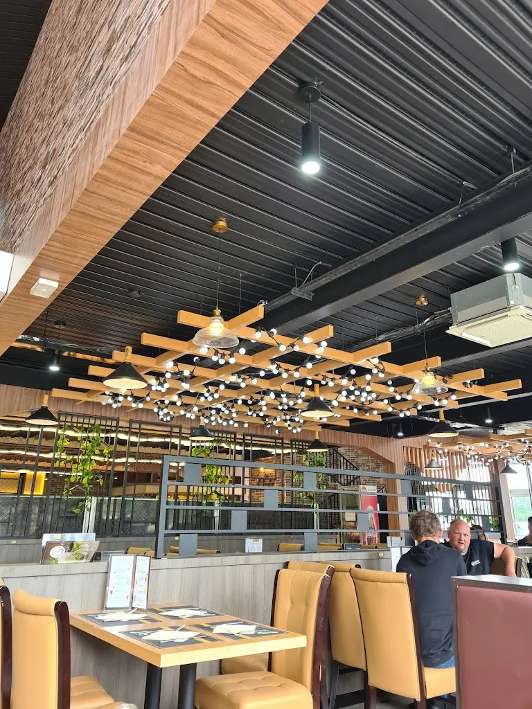 John Arisaca_Restaurant HONG_Prévessin-Moëns_recensione