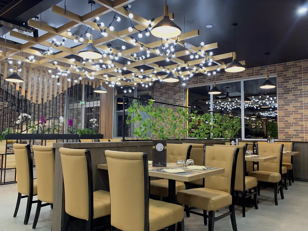 Restaurant HONG_Prévessin-Moëns_slider_image_1