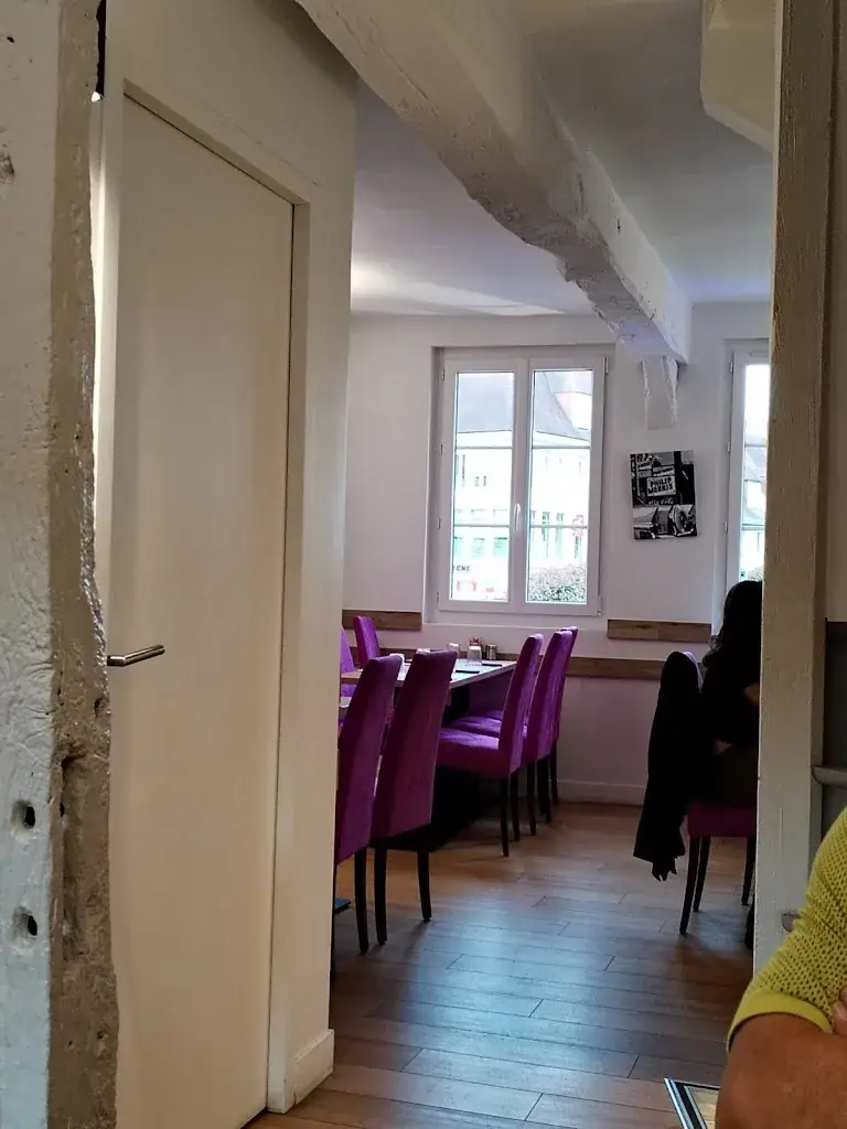 Jean Rogers_Le Six_Yvetot_reseña