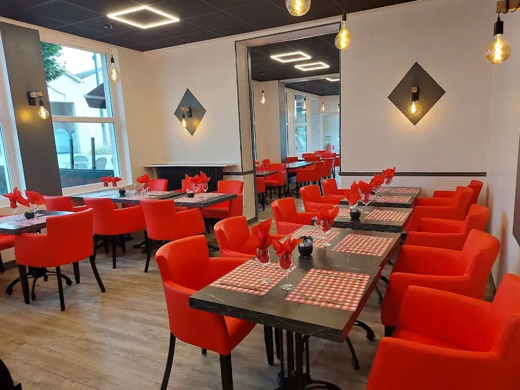 Le Yvetot Paris_Yvetot_slider_image_1