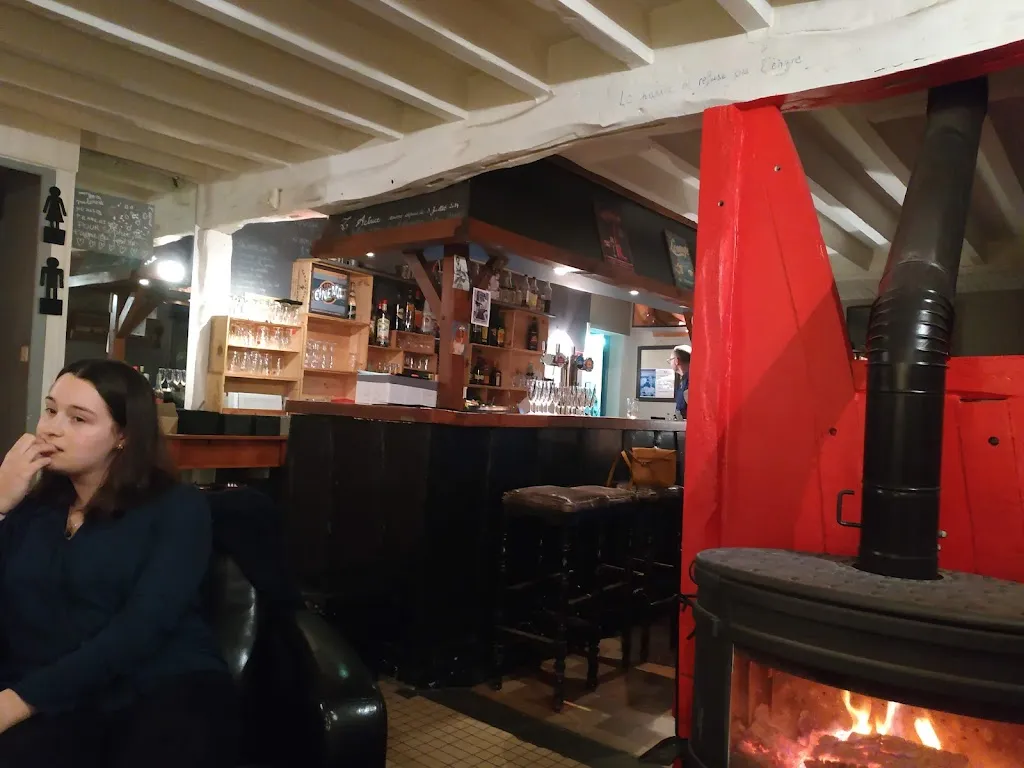 Restaurant L'Actrice_Saint-Clair-sur-les-Monts_slider_image_2