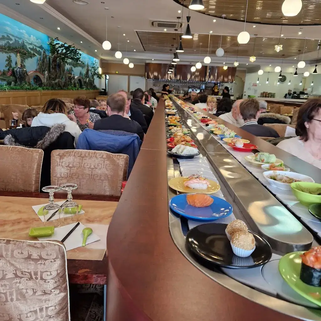 KAZUYUKI SUSHI restaurant in Yvetot