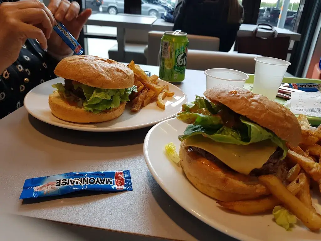 Le QG la Restauration Par E.leclerc_Yvetot_slider_image_3