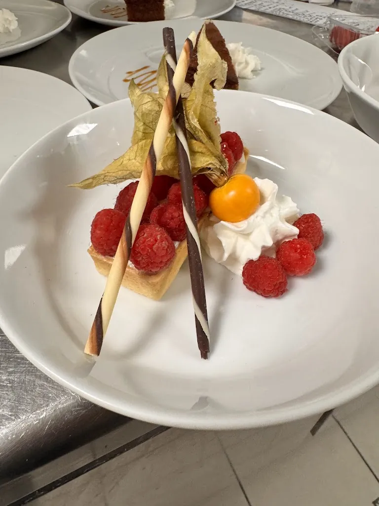 L'Hirondelle_Étoutteville_slider_image_2