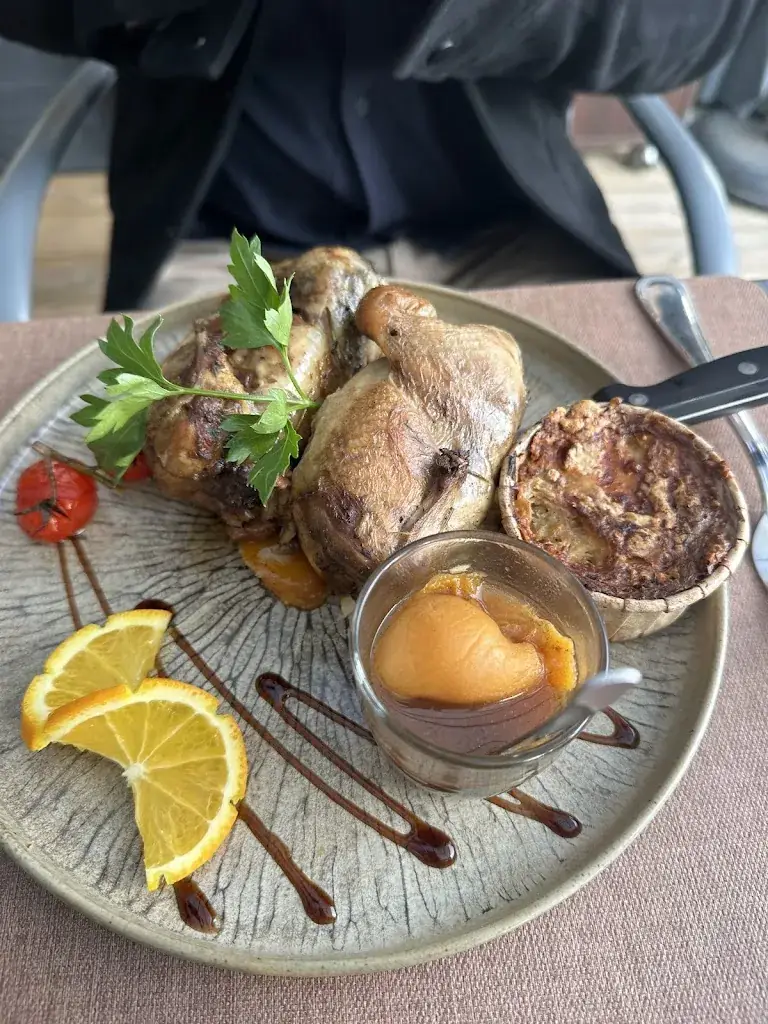 Julia B._Rendez-vous des Chasseurs_Maulévrier-Sainte-Gertrude_review