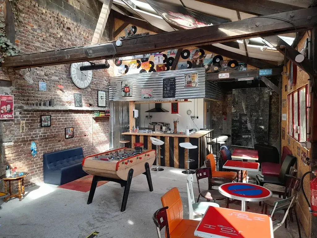 Brasserie La p'tite Sotte restaurant in Yvetot