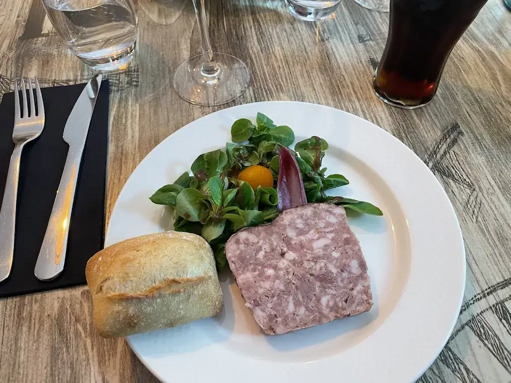 Peter Abbott_Auberge de la Fosse Arthour_Saint-Georges-de-Rouelley_review