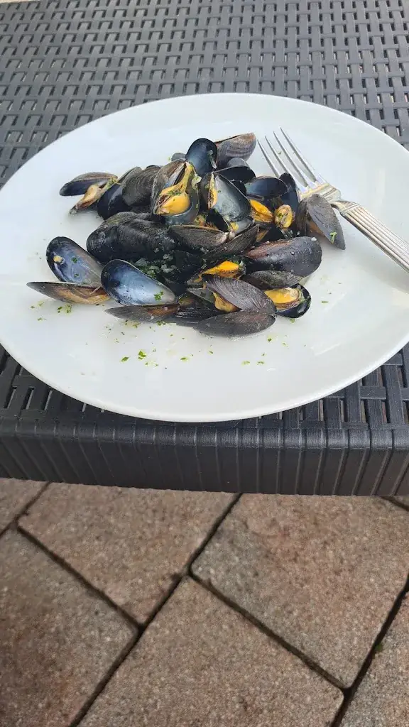 Menu_Hostel La Source_Saint-Cyr-du-Bailleul_image_5