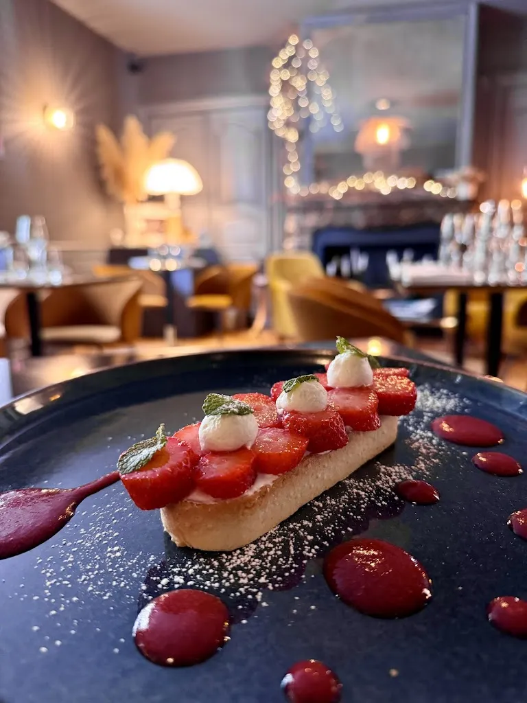 Le Littré_Avranches_slider_image_2