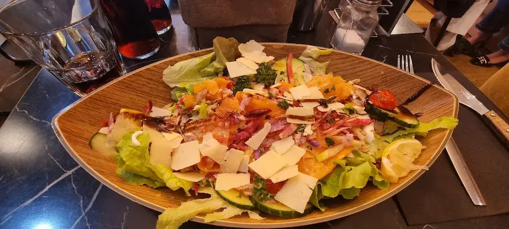 wayne pem_Grand Café de l'Union_Avranches_recensione