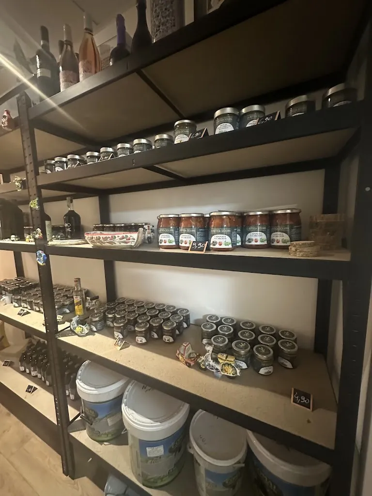 Emanele Rocchia_Profeta LA BOTTEGA SICILIANA_Gex_review